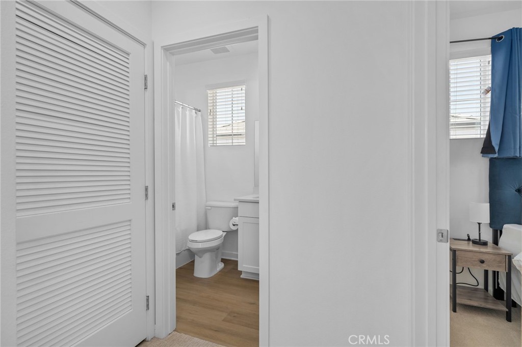 https://media.crmls.org/medias/6a216e47-30ed-415a-8476-3bcba8e91e70.jpg?preset=X-Large