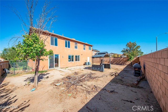 Detail Gallery Image 23 of 28 For 2158 Cypress, Lancaster,  CA 93535 - 4 Beds | 3 Baths