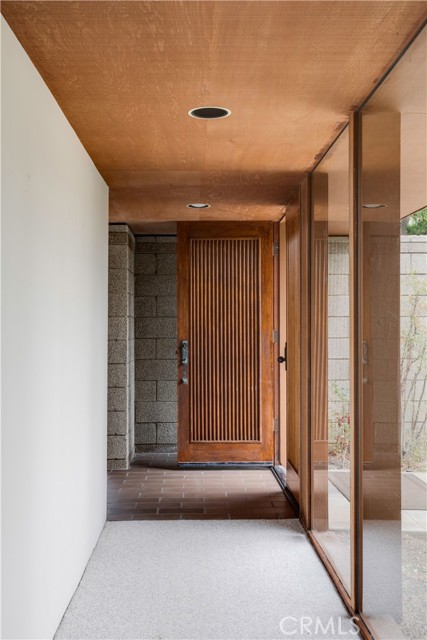 1878 Tahiti Drive, Costa Mesa CA: https://media.crmls.org/medias/6a21e9cf-1449-4f30-b832-f758011b5050.jpg