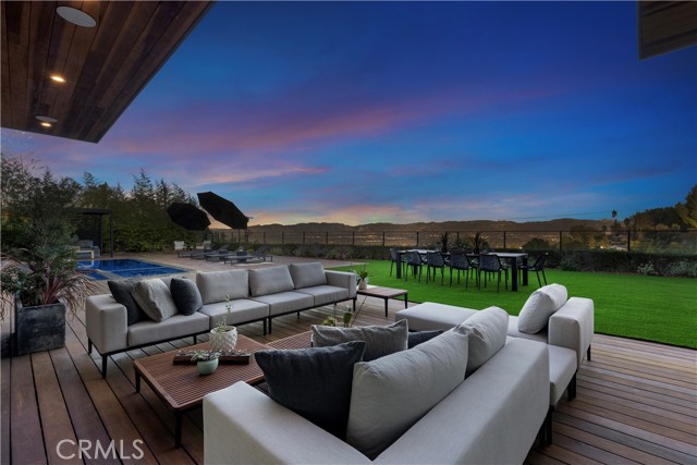 Detail Gallery Image 39 of 47 For 18296 Karen Dr, Tarzana,  CA 91356 - 5 Beds | 6 Baths