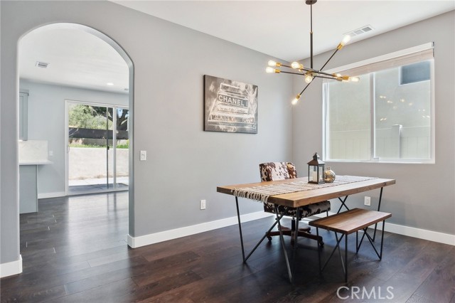 12101 Van Nuys Boulevard, 5 photo 6