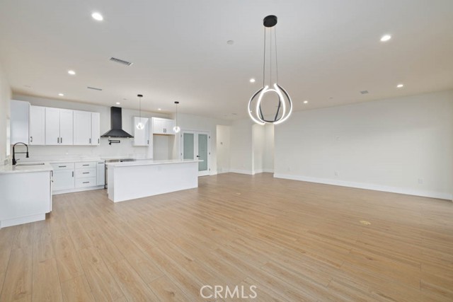 36733 42nd E Street, Palmdale CA: https://media.crmls.org/medias/6a23b0ea-0b0c-4c38-bd79-533ac808ba21.jpg