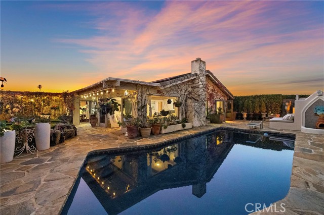 Detail Gallery Image 3 of 26 For 4621 Wayne, Corona Del Mar,  CA 92625 - 4 Beds | 3/1 Baths