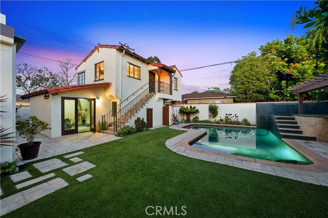 Detail Gallery Image 2 of 59 For 790 Santiago, Long Beach,  CA 90804 - 4 Beds | 4 Baths