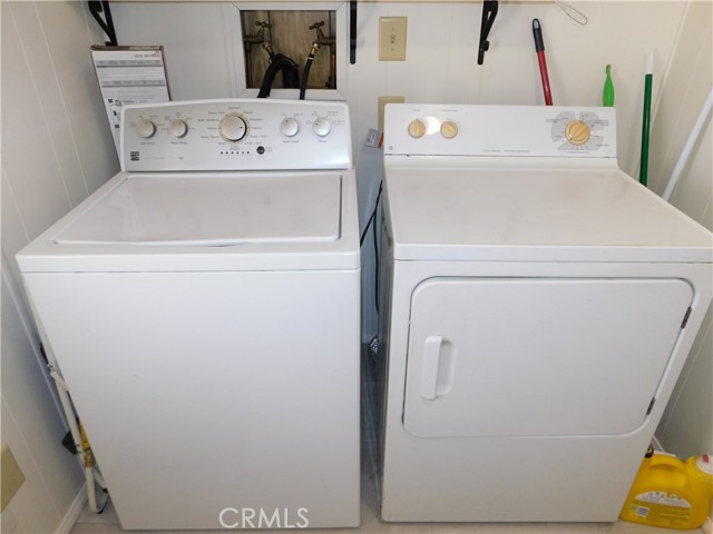 2200 W Wilson Street, Banning CA: https://media.crmls.org/medias/6a253b42-688e-464c-9767-15347cdccab6.jpg