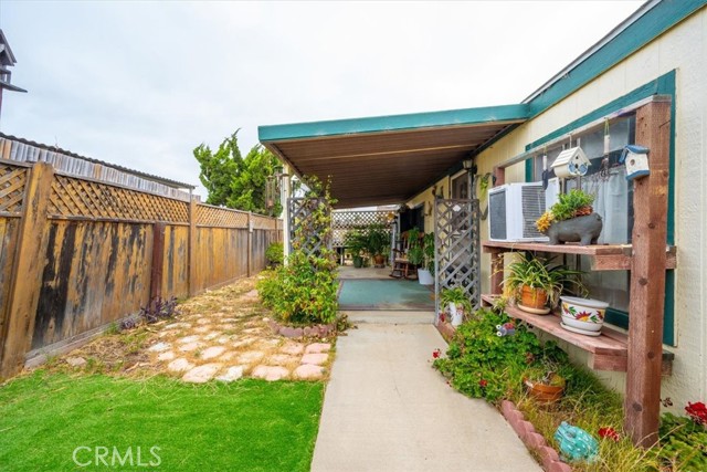 519 W Taylor Street, Santa Maria CA: https://media.crmls.org/medias/6a272a7e-c92a-4196-ac3b-609ebe0e0070.jpg