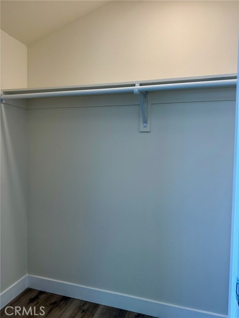 Detail Gallery Image 13 of 16 For 810 W Compton Blvd #7,  Compton,  CA 90220 - 2 Beds | 1/1 Baths