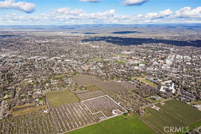 Detail Gallery Image 1 of 19 For 1842 Santa Clara Ave, Chico,  CA 95928 - 3 Beds | 2 Baths