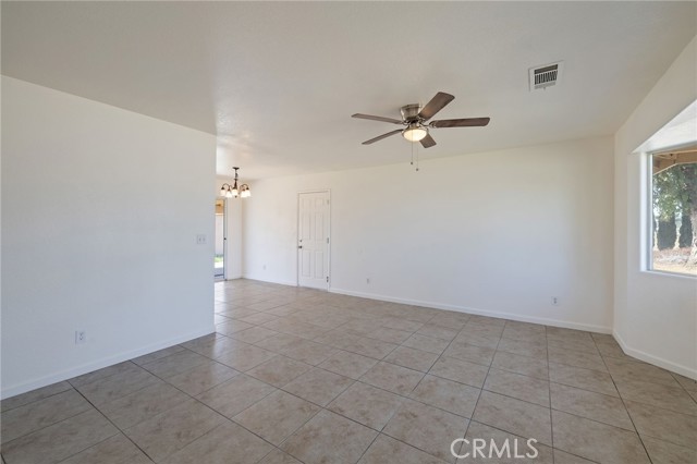 Detail Gallery Image 5 of 24 For 20269 Del Mar Rd, Madera,  CA 93638 - 3 Beds | 2 Baths