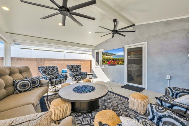 Detail Gallery Image 27 of 35 For 9662 Pollack Dr, Huntington Beach,  CA 92646 - 4 Beds | 3 Baths