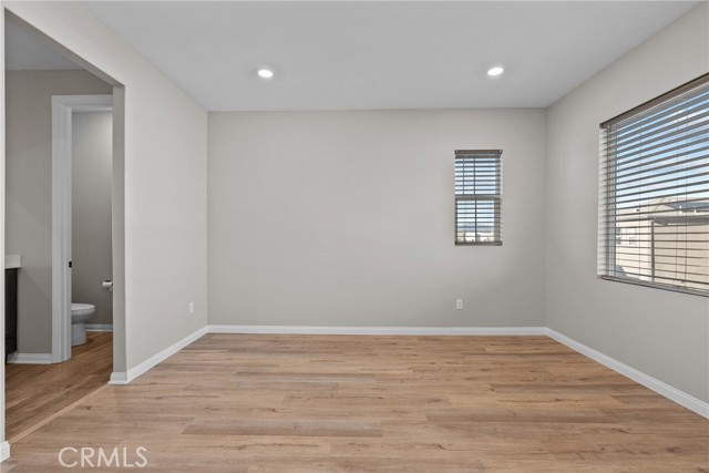 Detail Gallery Image 15 of 52 For 27004 Trail View, Valencia,  CA 91381 - 3 Beds | 3 Baths