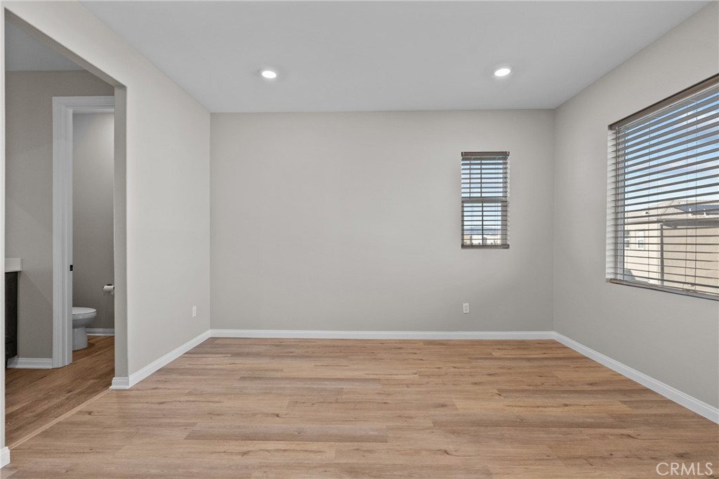 MLS #SR25241570 image #14