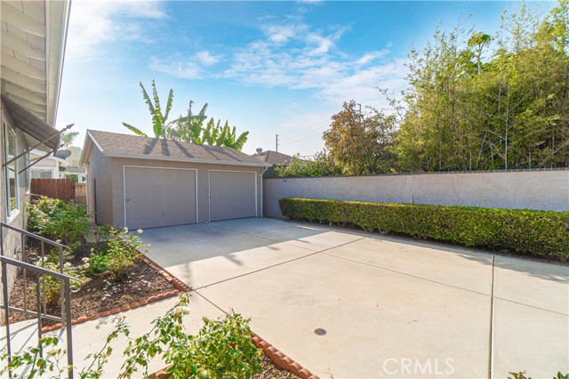 Detail Gallery Image 4 of 24 For 4006 E Vermont St, Long Beach,  CA 90814 - – Beds | – Baths