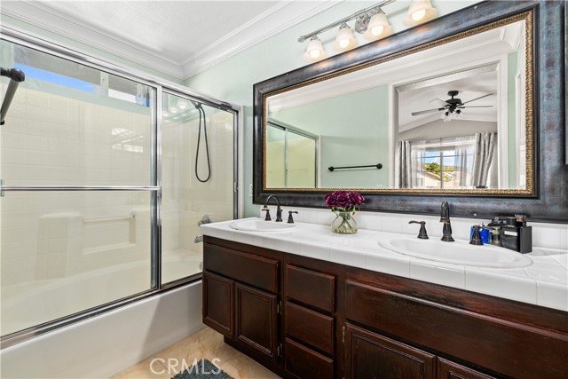 Image 21 of 39 For 16 Balustrade