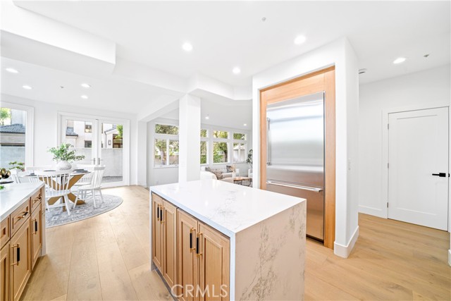 6692 Alamitos Circle, Huntington Beach CA: https://media.crmls.org/medias/6a299787-73b6-474a-9a6b-89250cfd4a4a.jpg