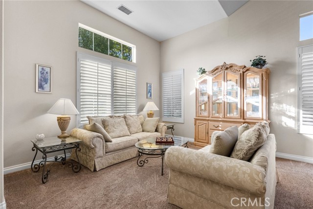 Detail Gallery Image 17 of 64 For 3424 N Pine View Dr, Simi Valley,  CA 93065 - 3 Beds | 2/1 Baths