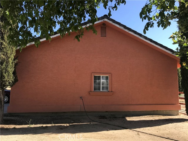 Detail Gallery Image 4 of 28 For 50300 Adobe Pl, Lockwood,  CA 93932 - 3 Beds | 2/1 Baths