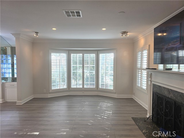 Detail Gallery Image 11 of 34 For 2774 Sawtelle Bld, Los Angeles,  CA 90064 - 3 Beds | 3 Baths