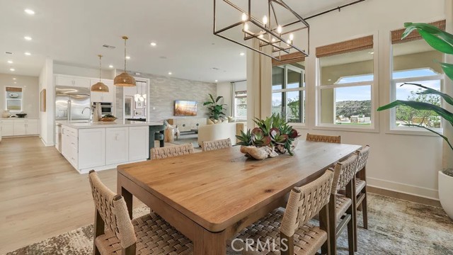 Detail Gallery Image 7 of 41 For 24339 Calle La Roca, Valencia,  CA 91354 - 4 Beds | 4/1 Baths
