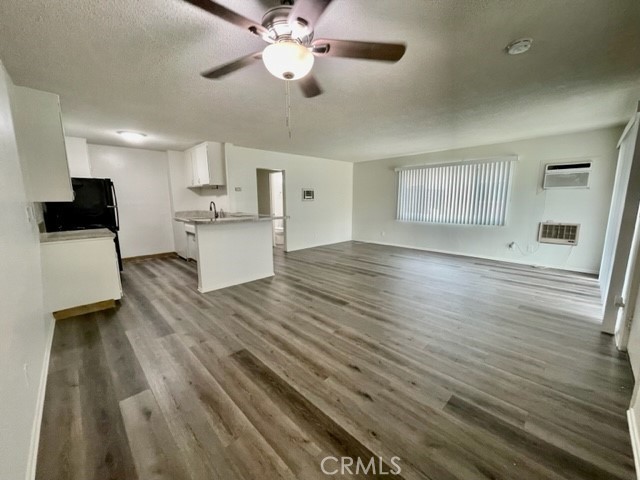 685 E Vista Chino, Palm Springs CA: https://media.crmls.org/medias/6a2ce4d2-9d08-4fee-8430-758e93bbd1fe.jpg