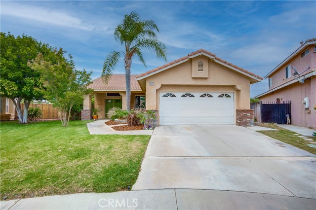 11327 La Brisa Circle, Fontana CA: https://media.crmls.org/medias/6a2dc2d1-eaf9-4133-85ff-d4565914374e.jpg