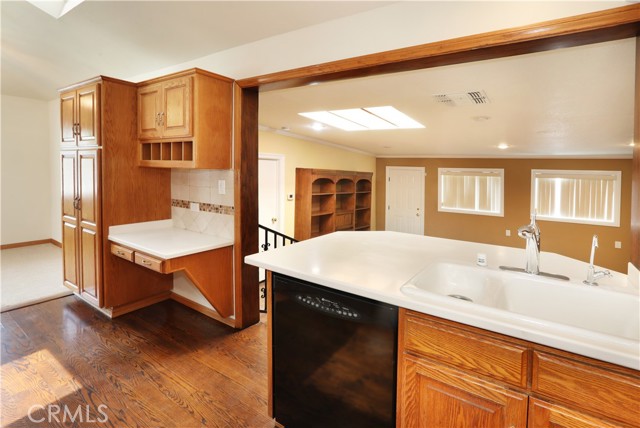 1241 E Mayfair Avenue, Orange CA: https://media.crmls.org/medias/6a2e2495-64dd-420f-b38e-09a079d7878e.jpg