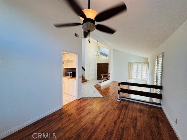 Detail Gallery Image 7 of 29 For 12 Lexington, Irvine,  CA 92620 - 4 Beds | 2/1 Baths