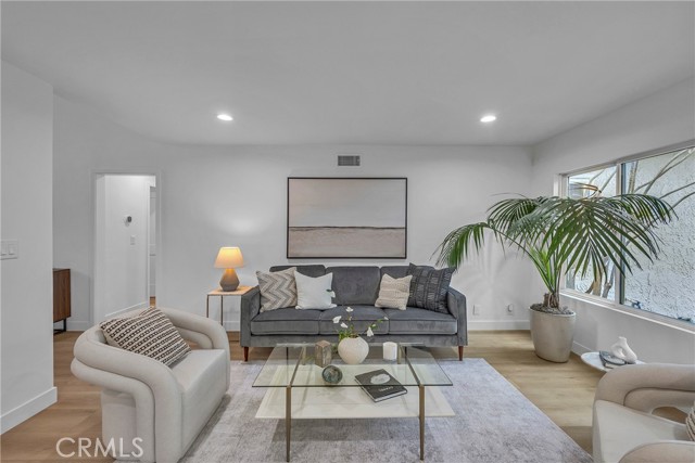 Image 12 of 50 For 20441 Whitetree Circle