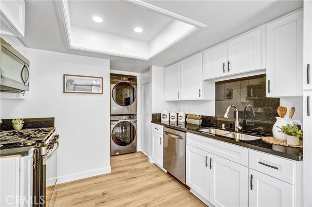 Detail Gallery Image 8 of 25 For 3110 Cochise Way #91,  Fullerton,  CA 92833 - 2 Beds | 2/1 Baths