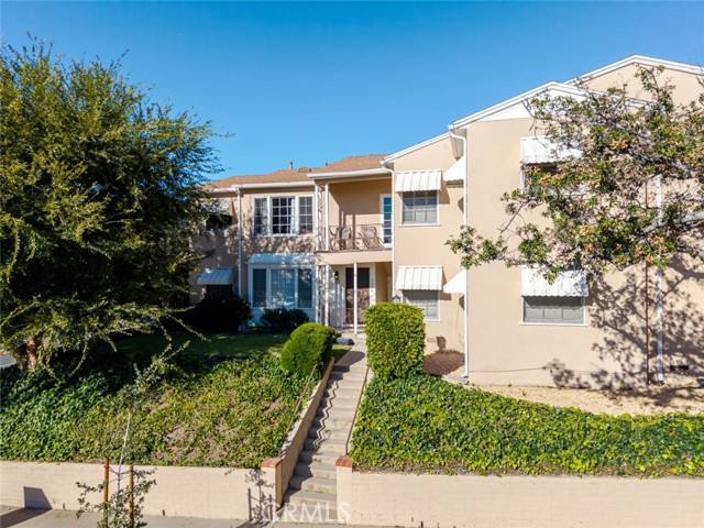 Detail Gallery Image 2 of 27 For 1305 E Glenoaks Bld #D,  Glendale,  CA 91206 - 1 Beds | 1 Baths