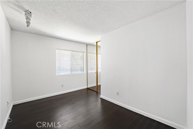 Detail Gallery Image 20 of 28 For 20110 Cohasset St #22,  Winnetka,  CA 91306 - 3 Beds | 2/1 Baths