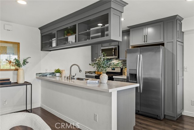 Detail Gallery Image 8 of 40 For 2700 Cahuenga Bld #3104,  Hollywood Hills,  CA 90068 - 1 Beds | 1 Baths