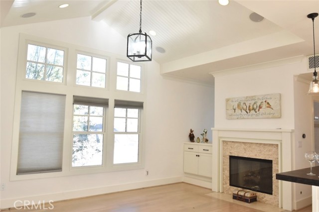 Detail Gallery Image 8 of 40 For 2521 2nd, Corona Del Mar,  CA 92625 - 3 Beds | 3 Baths