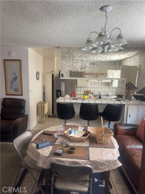 Detail Gallery Image 8 of 9 For 3749 Lockland Dr #B,  Los Angeles,  CA 90008 - 1 Beds | 1 Baths