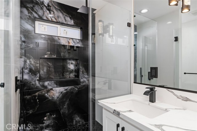 5671 Vonnie Lane, Cypress CA: https://media.crmls.org/medias/6a337bd9-7f8c-432f-9868-1ace7c77f749.jpg