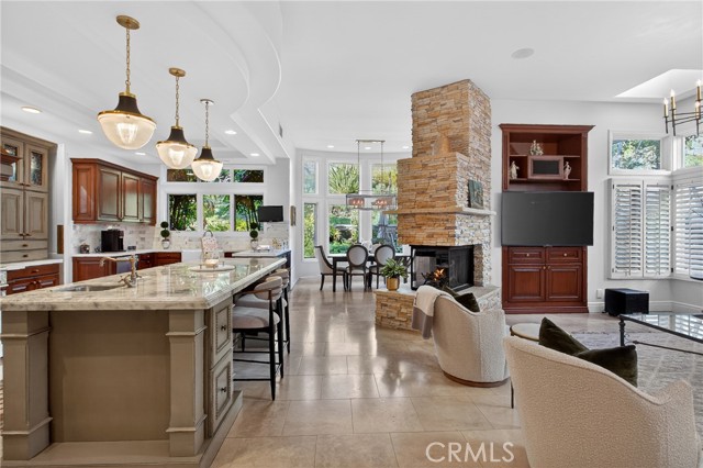 Detail Gallery Image 9 of 54 For 9 Gray Stone Way, Laguna Niguel,  CA 92677 - 5 Beds | 5/1 Baths