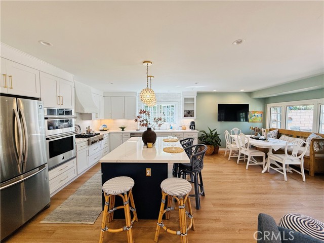 18071 Westlake Circle, Huntington Beach CA: https://media.crmls.org/medias/6a341175-7be5-4806-83c9-d92e73ff9c51.jpg