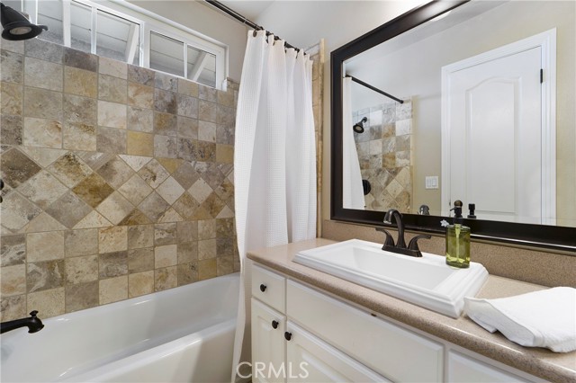 19622 Crestknoll Drive, Yorba Linda CA: https://media.crmls.org/medias/6a3464a9-02cb-41b6-8fca-8eec4e26eba4.jpg