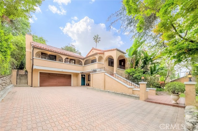 516 Orange Grove Avenue, South Pasadena CA: https://media.crmls.org/medias/6a347a67-2535-48e7-a9e3-d5a9a304245e.jpg