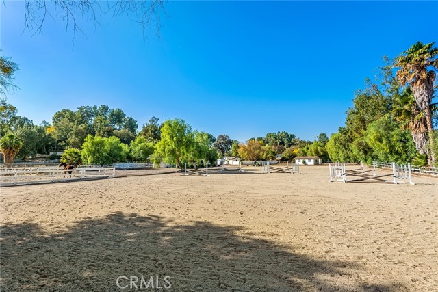 Detail Gallery Image 8 of 12 For 5547 Paradise Valley Rd, Hidden Hills,  CA 91302 - – Beds | – Baths