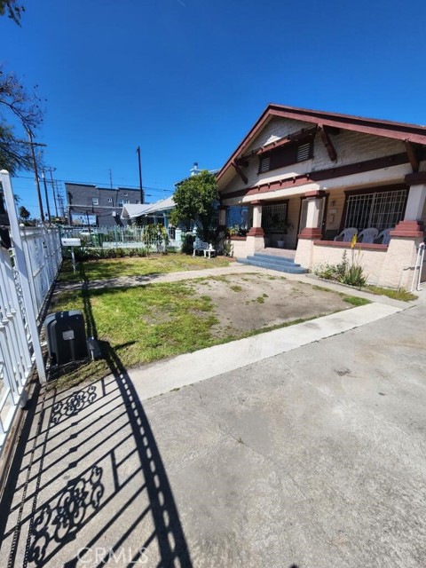 Image 2 for 1633 W 48Th St, Los Angeles, CA 90062