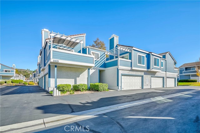 Detail Gallery Image 31 of 33 For 24121 High Knob #C,  Diamond Bar,  CA 91765 - 2 Beds | 2/1 Baths