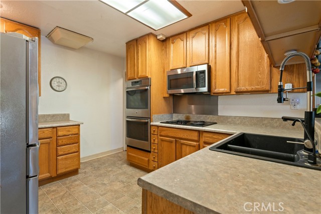 Detail Gallery Image 12 of 48 For 16280 Tish a Tang Rd, Lower Lake,  CA 95457 - 2 Beds | 1 Baths