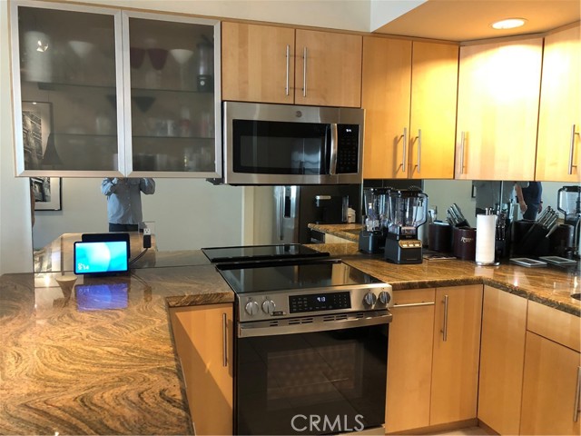 277 E Alejo Rd #204, Palm Springs, CA 92262
