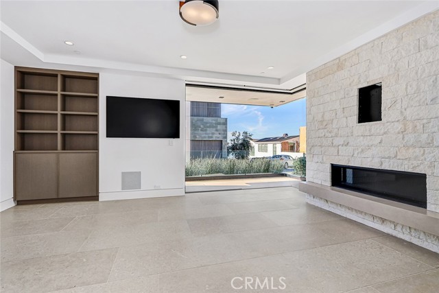 Detail Gallery Image 40 of 47 For 2016 Ocean, Manhattan Beach,  CA 90266 - 5 Beds | 5/2 Baths