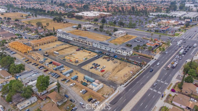 Detail Gallery Image 49 of 63 For 14410 Bing Ave, Fontana,  CA 92335 - 2 Beds | 2 Baths