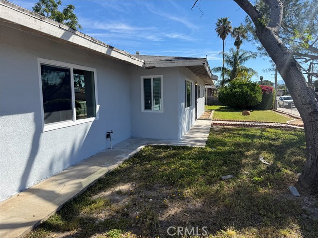Detail Gallery Image 2 of 18 For 24280 Cottonwood, Moreno Valley,  CA 92553 - 3 Beds | 2 Baths