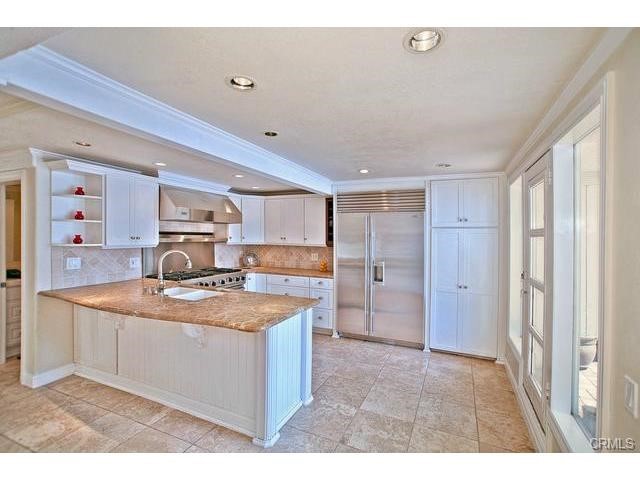 Detail Gallery Image 14 of 24 For 16767 Bayview Dr, Sunset Beach,  CA 92649 - 3 Beds | 2 Baths