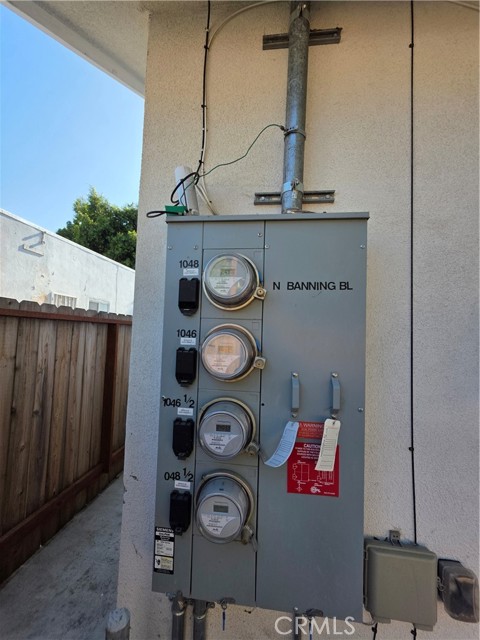 1046 N Banning Boulevard, Wilmington CA: https://media.crmls.org/medias/6a3bcee0-03aa-4a92-87a1-a4d90857043b.jpg
