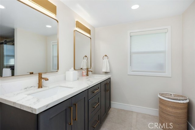 Image 26 of 40 For 16342 Gentry